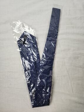 NEW Kailong Silk Navy Blue W/ Silver Accent Pattern Neck Tie Hand Made Mens